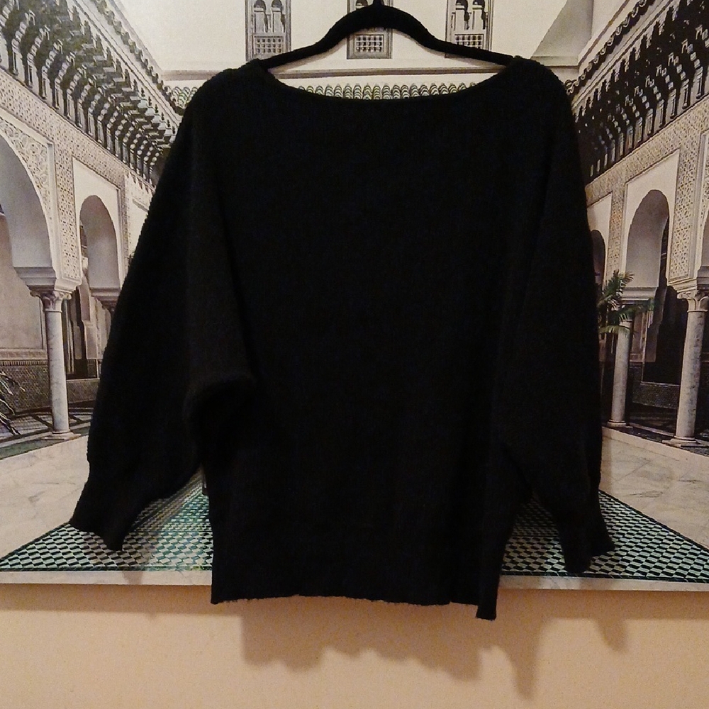 SHEIN Black Crew Neck Sweater with Relaxed Fit